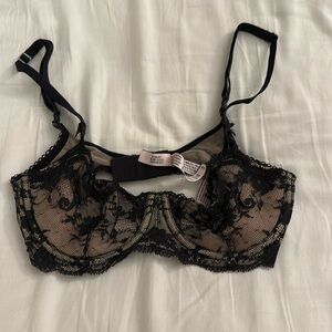 Victoria’s Secret dream angels push up bra